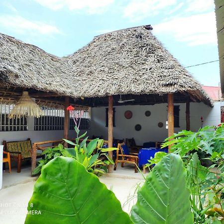 Aurora Beach Hotel Nungwi Luaran gambar
