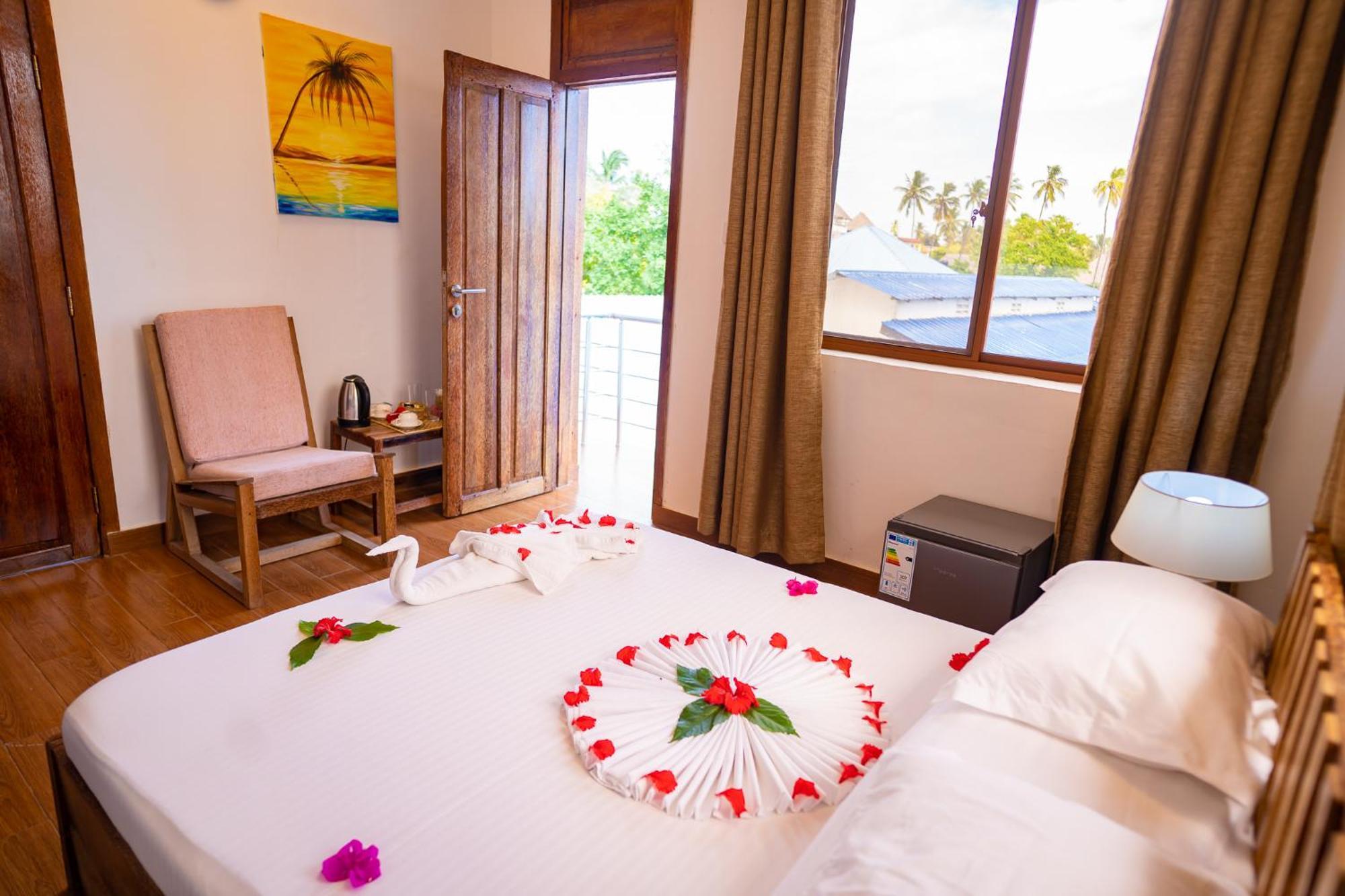 Aurora Beach Hotel Nungwi Luaran gambar